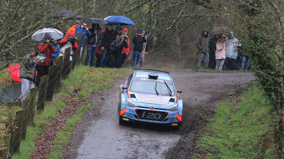 Iván Ares se vence a sí mismo en el Rally do Cocido